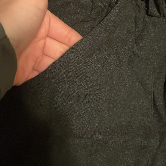 Women’s Aeropostale Paperbag Shorts - Picture 2 of 6